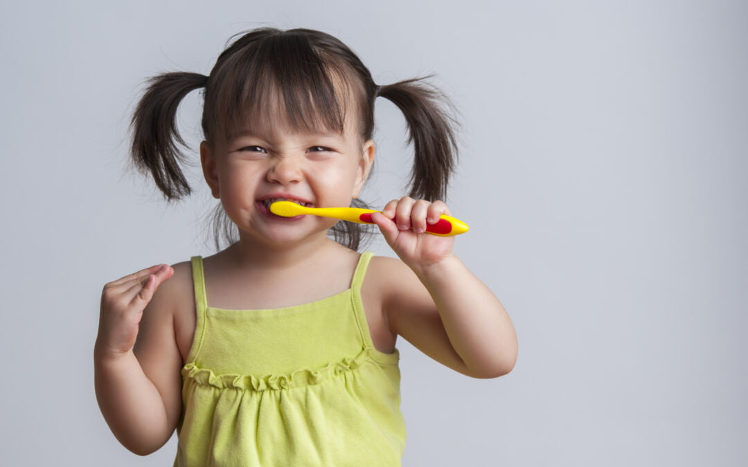 How to Take Care of Your Child’s Teeth from Germs